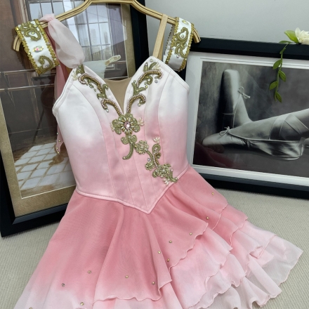 Romantic Costume - RT22-401